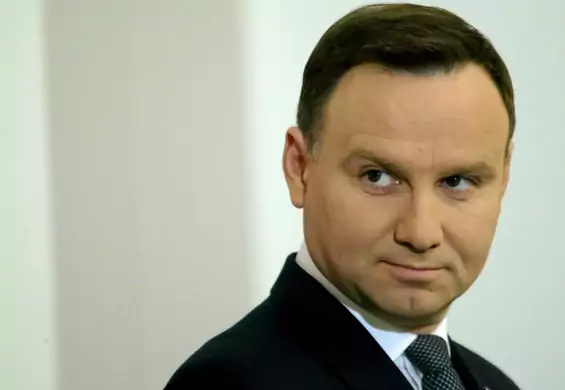 Pisarz Jakub Żulczyk oskarżony o znieważenie Andrzeja Dudy. Nazwał prezydenta "debilem"