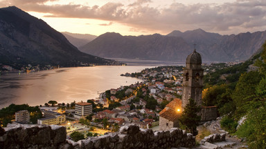 Gangi terroryzują luksusowy ośrodek turystyczny w Czarnogórze