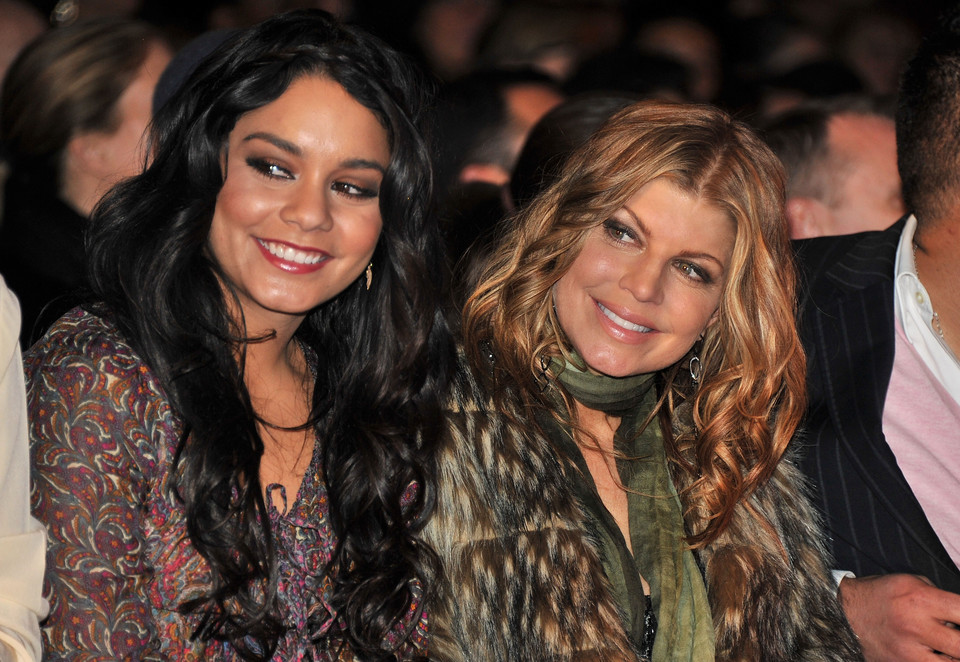 Vanessa Hudgens i Fergie na pokazie Anna Sui podczas NY Fashion Week