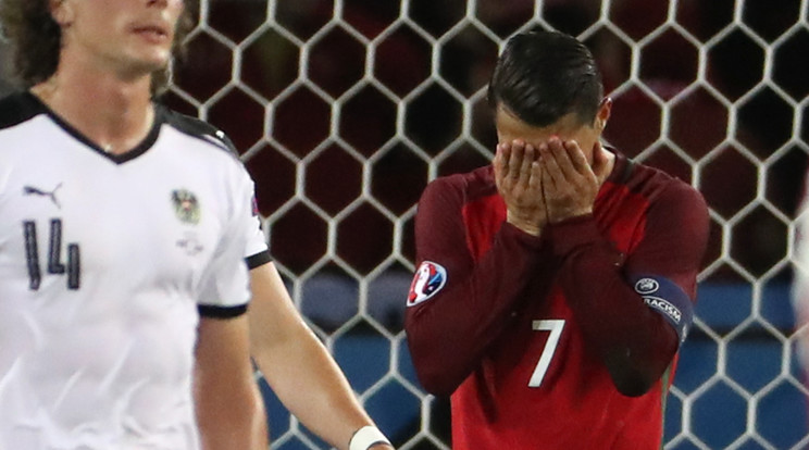 Ronaldo 11-est hibázott és érvénytelen gólt fejelt /Fotó: AFP