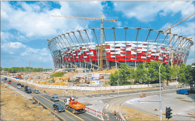 Podczas Euro 2012 Stadion Narodowy zatrudni około tysiąca pracowników ochrony Fot. Adam Chełstowski/Forum