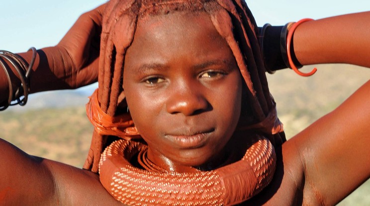 A Himba törzs tagja / Fotó: AFP