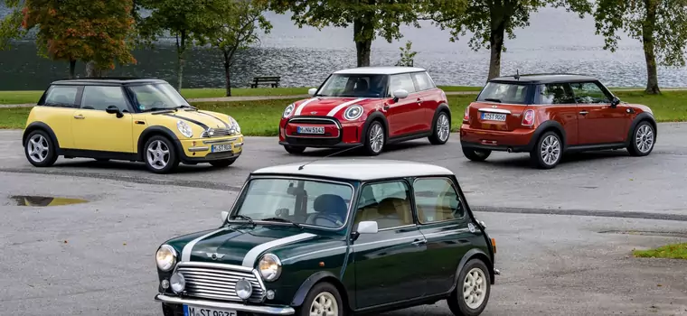 Mini Cooper ma 60 lat. Małe auto wciąż podbija serca kierowców