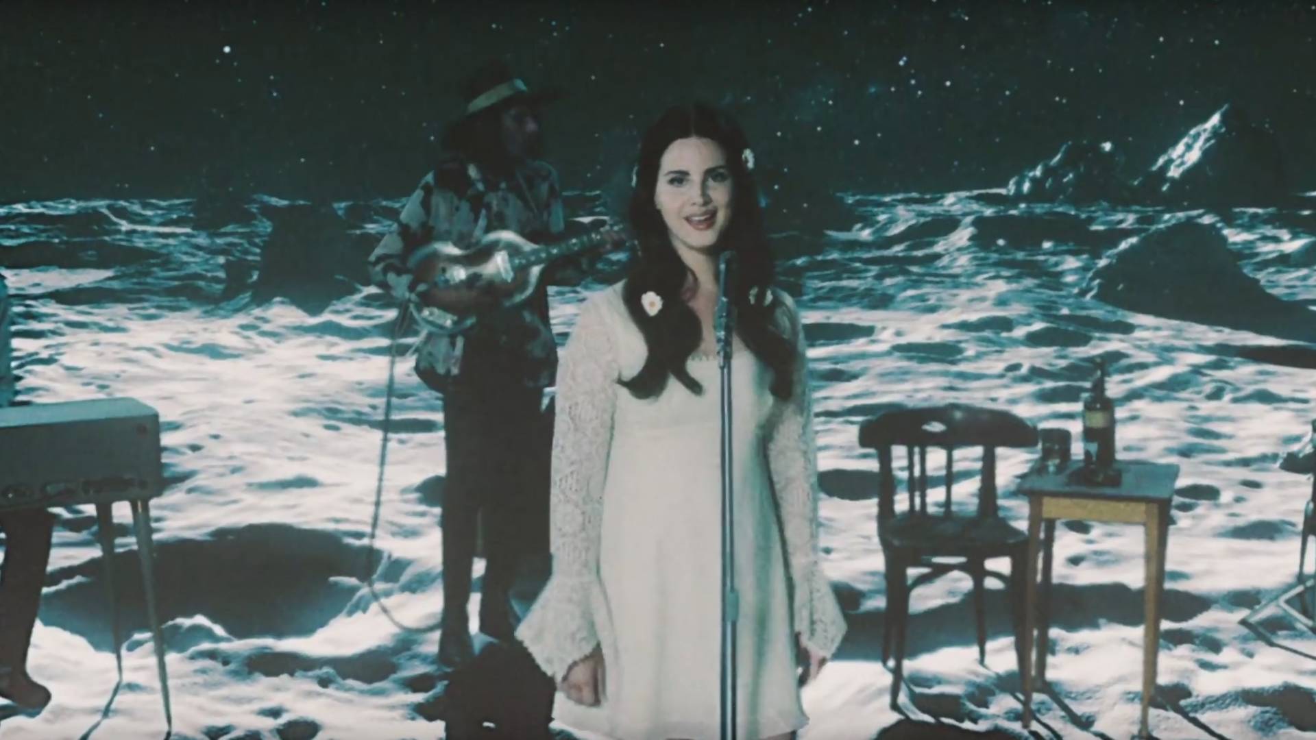 Lana del Rej objavila tizer za novu pesmu