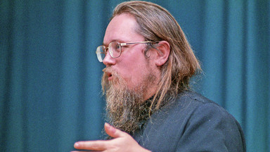Cerkiew prawosławna wyrzuciła jednego z najbardziej znanych duchownych w Rosji