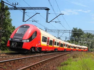 Pociąg Elf wyprodukowany przez Pesę dla SKM Warszawa