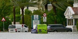 Pogodowy szok w Dubaju. Błyskawiczna powódź sparaliżowała lotnisko [WIDEO]
