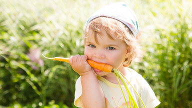 Owoce i warzywa w żywieniu dzieci