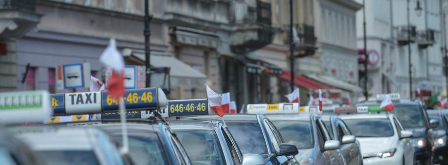 Protest taksówkarzy w Warszawie w 2017 r.