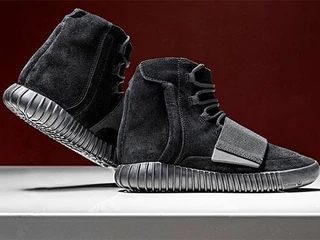 YEEZY Boost 750 „Triple Black”