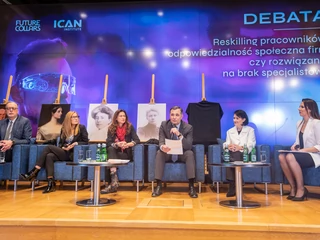 Debata na temat raportu Future Collars. Od lewej: Robert Rutkowski, Kamila Zawistowska, Zofia Dzik, Roman Młodkowski, Beata Jarosz i Agnieszka Zaręba.