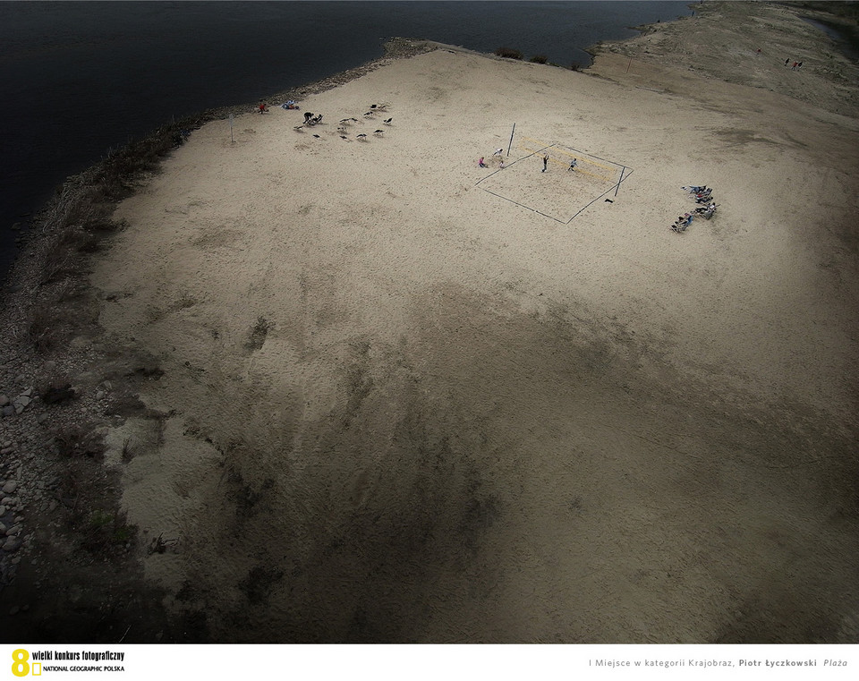 Najlepsze zdjęcia National Geographic 2012 - Plaża - Piotr Łyczakowski