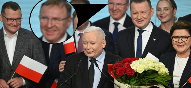 "Stan Wyjątkowy". Rzeźnia w PiS. Tusk wyrzuca ministrów do Brukseli. Joński robi z Kamińskiego alkoholika