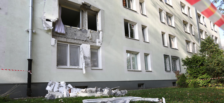 Potężny wybuch w warszawskim mieszkaniu. Eksplozja wyrwała drzwi i okna