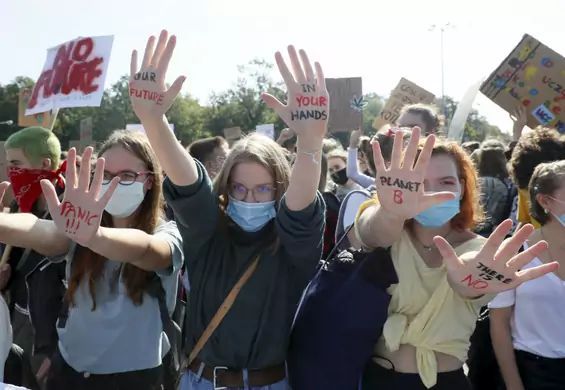 Europejska młodzież walczy o edukację klimatyczną. Wysłali listy do swoich ministrów edukacji