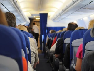 O tym, czy fotel, w którym spędzasz podróż samolotem jest wygodny, decyduje m.in. jego wysokość
