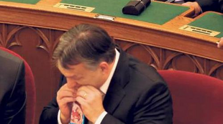 Orbán megfizethet a csokoládéért