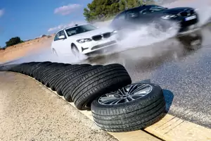 Test opon letnich 2023. Sprawdziliśmy 50 modeli w rozmiarze 225/45 R18. 