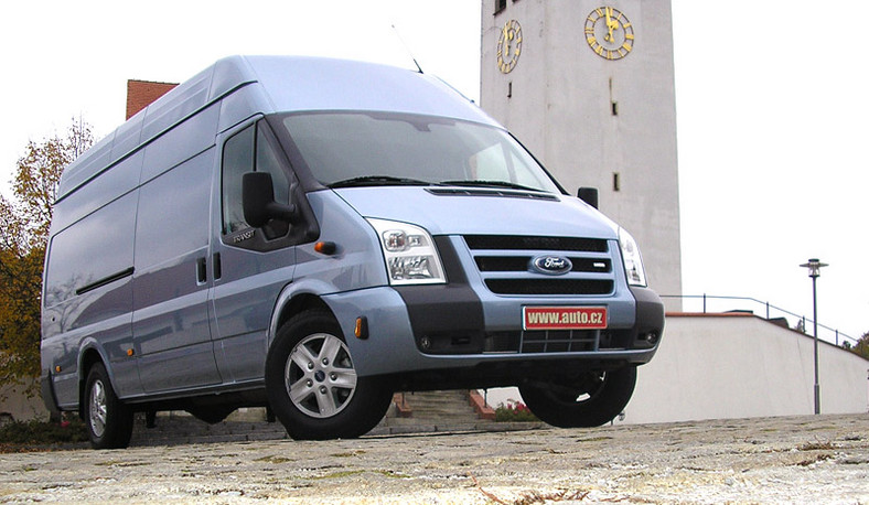 Ford Transit 3.2 TDCi i Transit SportVan: pierwsze jazdy