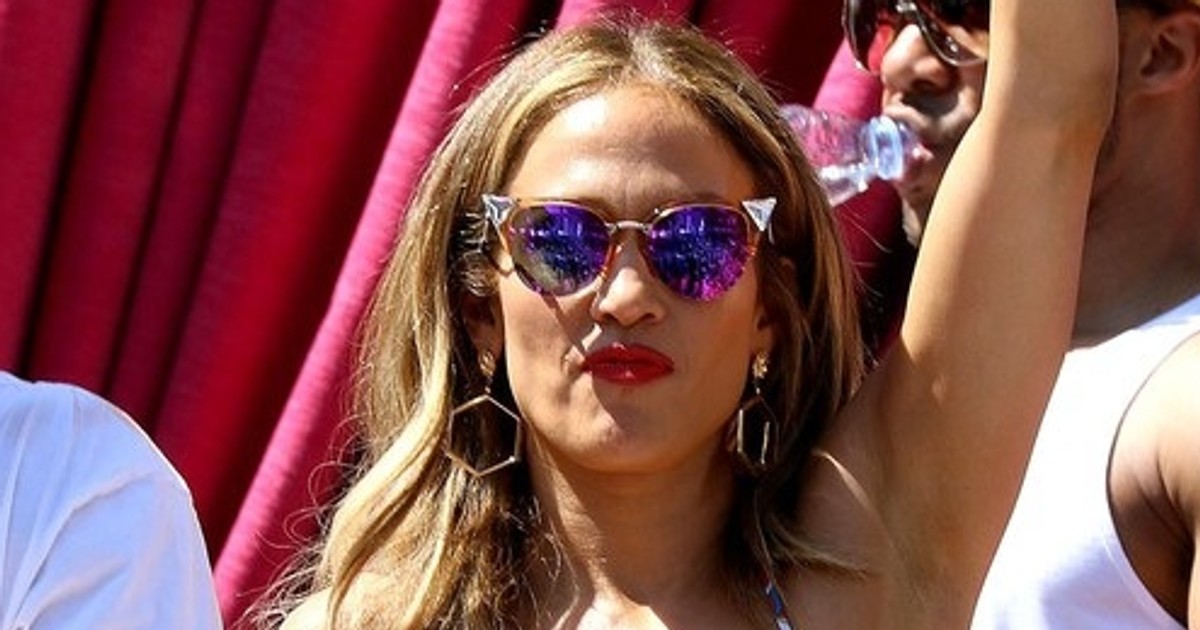 Jennifer Lopez Eksponuje Biust W Bikini Plejada Pl