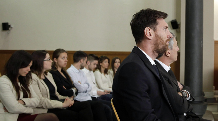 Messi a bíróságon /Fotó: MTI