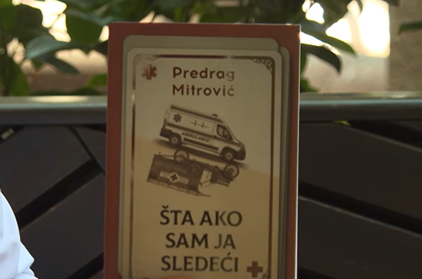 Dr Predrag Mitrović je takođe i plodonosan pisac sa pet objavljenih romana