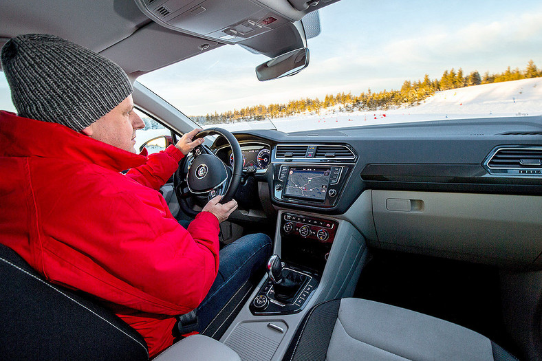 Nowy Volkswagen Tiguan - stabilny nawet na lodzie