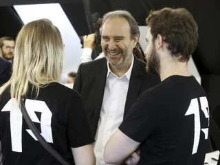 Xavier Niel ufundował miejsce, w którym tysiące startupów pracuje pod jednym dachem. Twierdzi, że to „czysta filantropia”