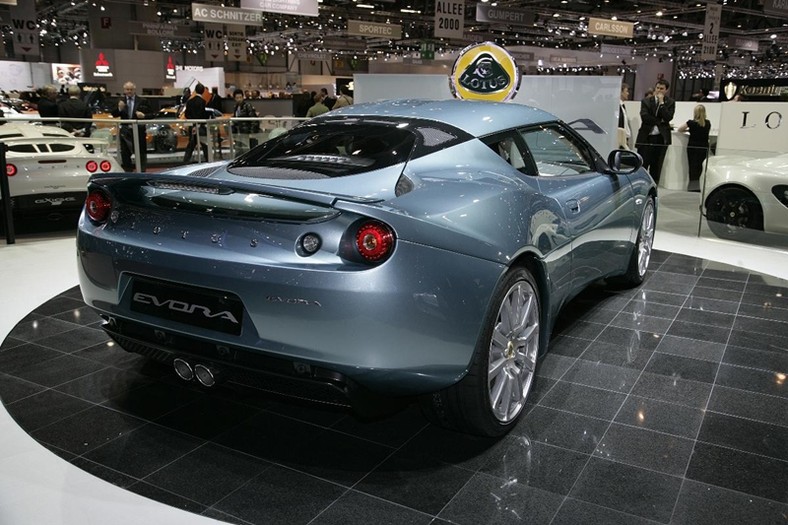 Lotus Evora 414E – supersamochód z silnikiem 1,2 l o mocy 47 KM