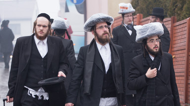 Ortodoksyjni Żydzi drugi raz w tym roku tłumnie odwiedzą Leżajsk