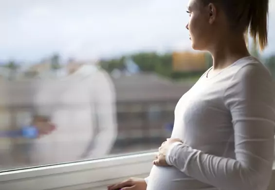 Zostać mamą za pięć stów, czyli co młode kobiety myślą o macierzyństwie