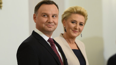 Agata Duda dostała prezent od córki. Prezydent odwiedził też swoją mamę