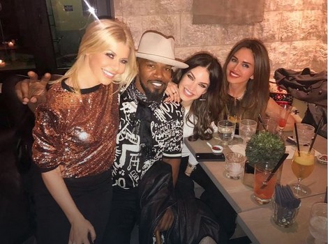 Džejmi Foks sa Tamarom Nikolić i Danijelom Karić