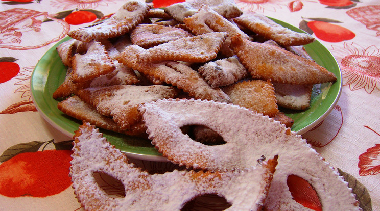 Olasz (Chiacchiere)