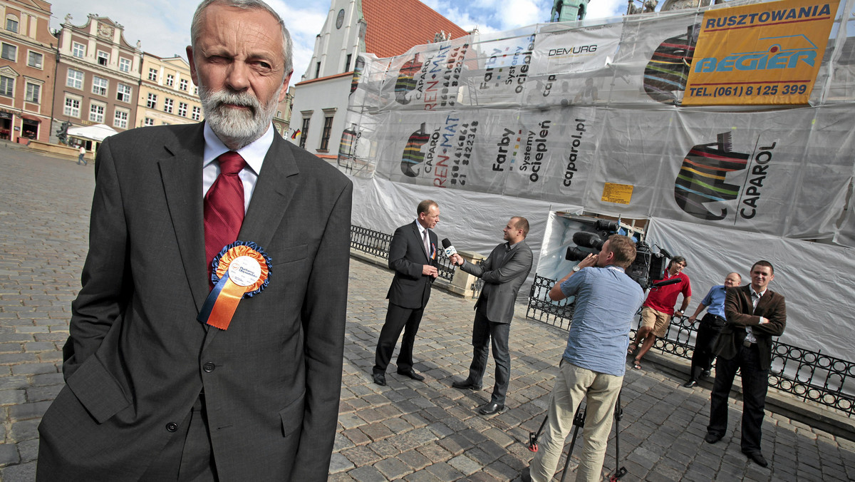 Wiceszef klubu PO Rafał Grupiński wśród ustaw, które w pierwszej kolejności zapewne będzie forsowała jego partia, wymienił pakiet sześciu projektów zdrowotnych. Z kolei szef klubu PSL Stanisław Żelichowski zwrócił uwagę na potrzebę reformy finansów publicznych.