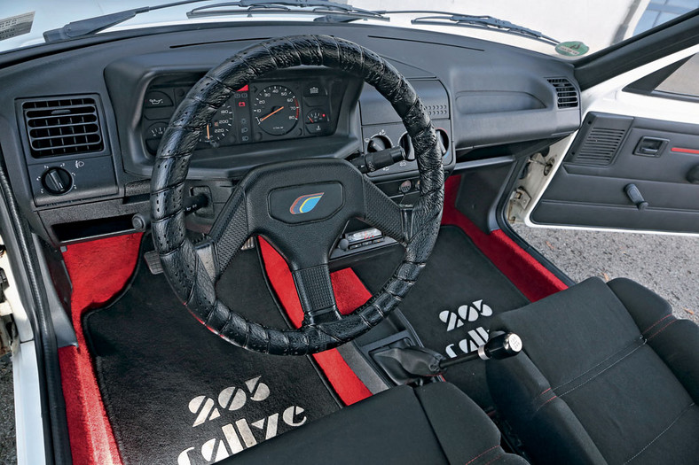 Peugeot 205 Rallye 1.9: rzadki okaz galijskiego lwa