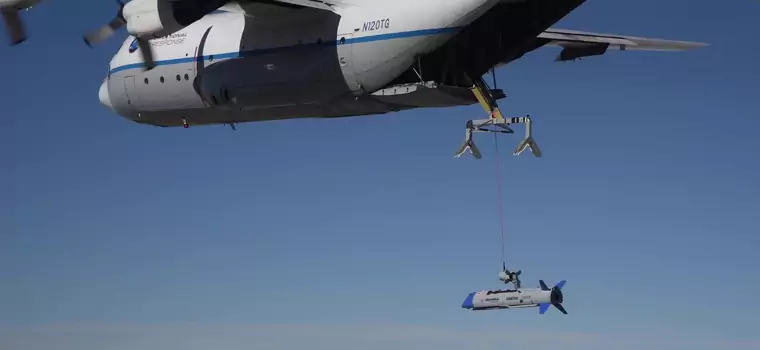 Dron US Army złapany w trakcie lotu. Widowiskowe nagranie agencji DARPA