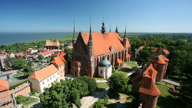Frombork: na wzgórzu katedralnym odkryto kilkaset nowych zabytków