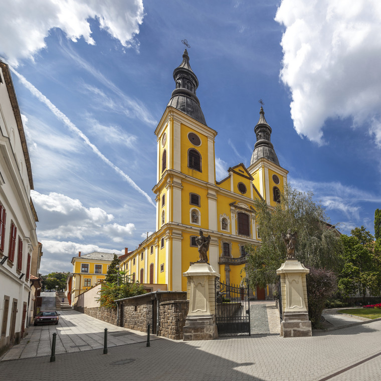 Eger, kościół św. Bernardyna