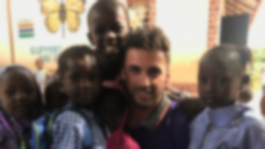 Jakub Kucner odbył kolejną misję w Gambii. Mister Polski 2017 wsparł setki biednych dzieci!