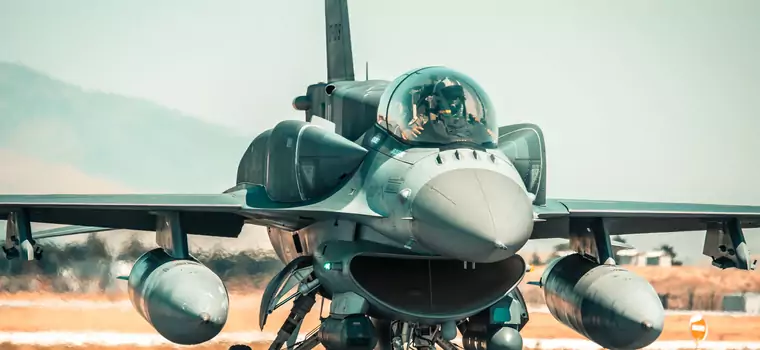 F-16 dla Ukrainy z potężnym wsparciem. Amunicja za 150 mln euro