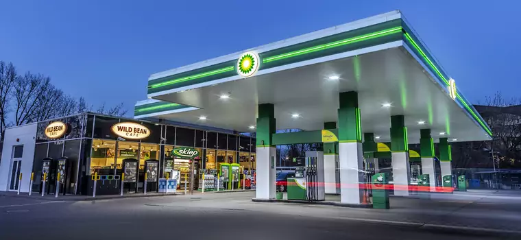 BP odpowiada na ruch Orlenu i przedłuża promocję na zakup paliw. Wiemy, na jak długo