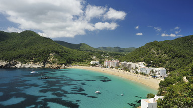 Rząd Hiszpanii przeciwny opłacie turystycznej na Ibizie, Majorce i innych wyspach Balearów