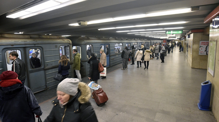 Leállt a hármas metró /Fotó: MTI -Máthé Zoltán