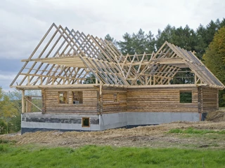 Budowa domu jednorodzinnego z drewna