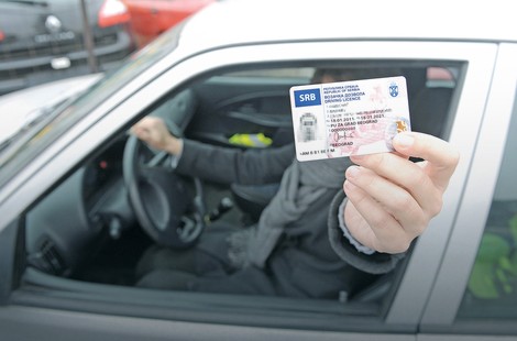 Međunarodna ne važi bez nacionalne vozačke dozvole