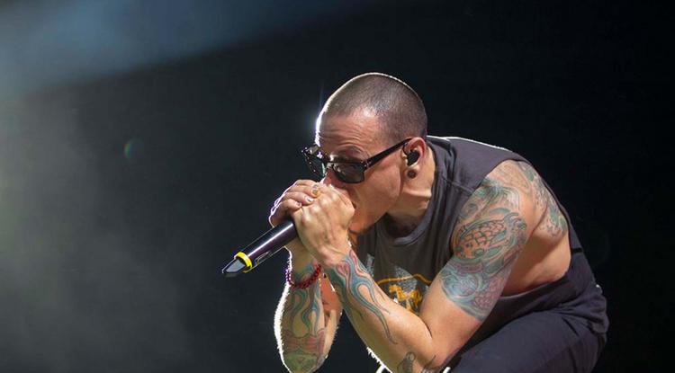 Chester Bennington, a Linkin Park egykori, legendás frontembere