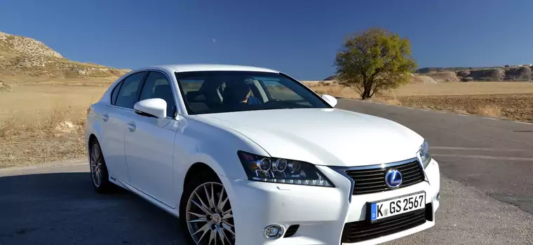 Lexus GS300h - Kluczowa hybryda