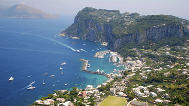 Mieszkańcy Capri narzekają. "Życie w pięknym miejscu nie przekreśla problemów"