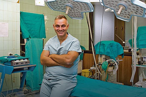 Presečeno je bilo sve osim kože sa jedne strane, kaže 
doktor Marjanović